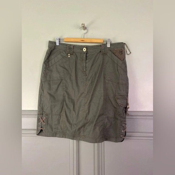 Cargo skirt - Picture 1 of 6
